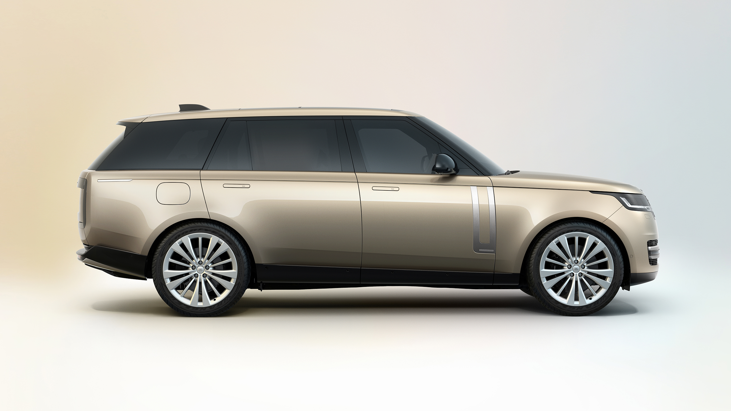 Side view of Range Rover